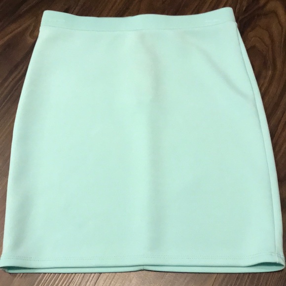 Forever 21 Dresses & Skirts - Forever 21 Skirt size S Forever 21 Dresses & Skirts - Forever 21 Skirt size S